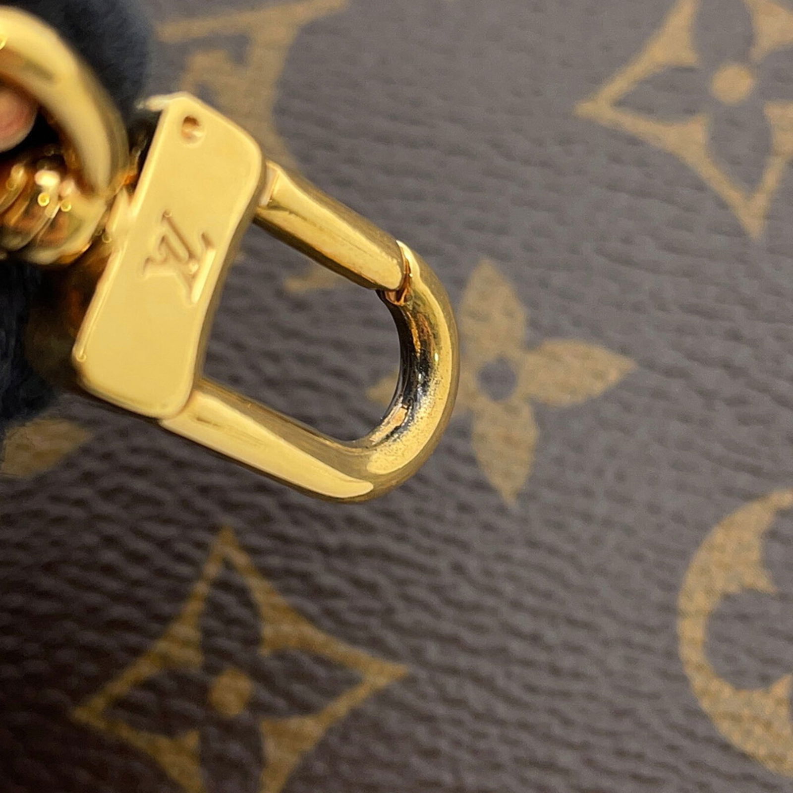 Louis Vuitton Monogram Shoulder Bag - 15