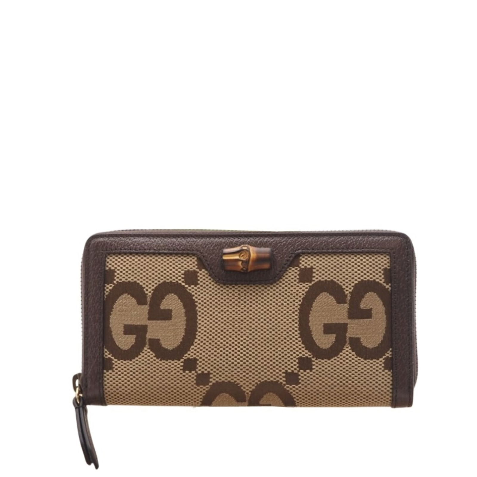 Gucci Bi-Fold Canvas Wallet: Gucci Bi-Fold Canvas Wallet A pre-owned Gucci bi-fold canvas wallet in beautiful beige and brown hues, perfect for adding a touch of luxury to your everyday essentials. With its classic design and