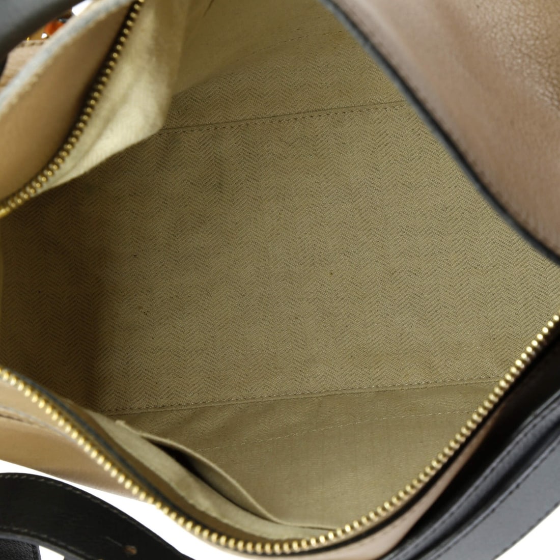 Loewe Puzzle Bag in Medium Leather - 7