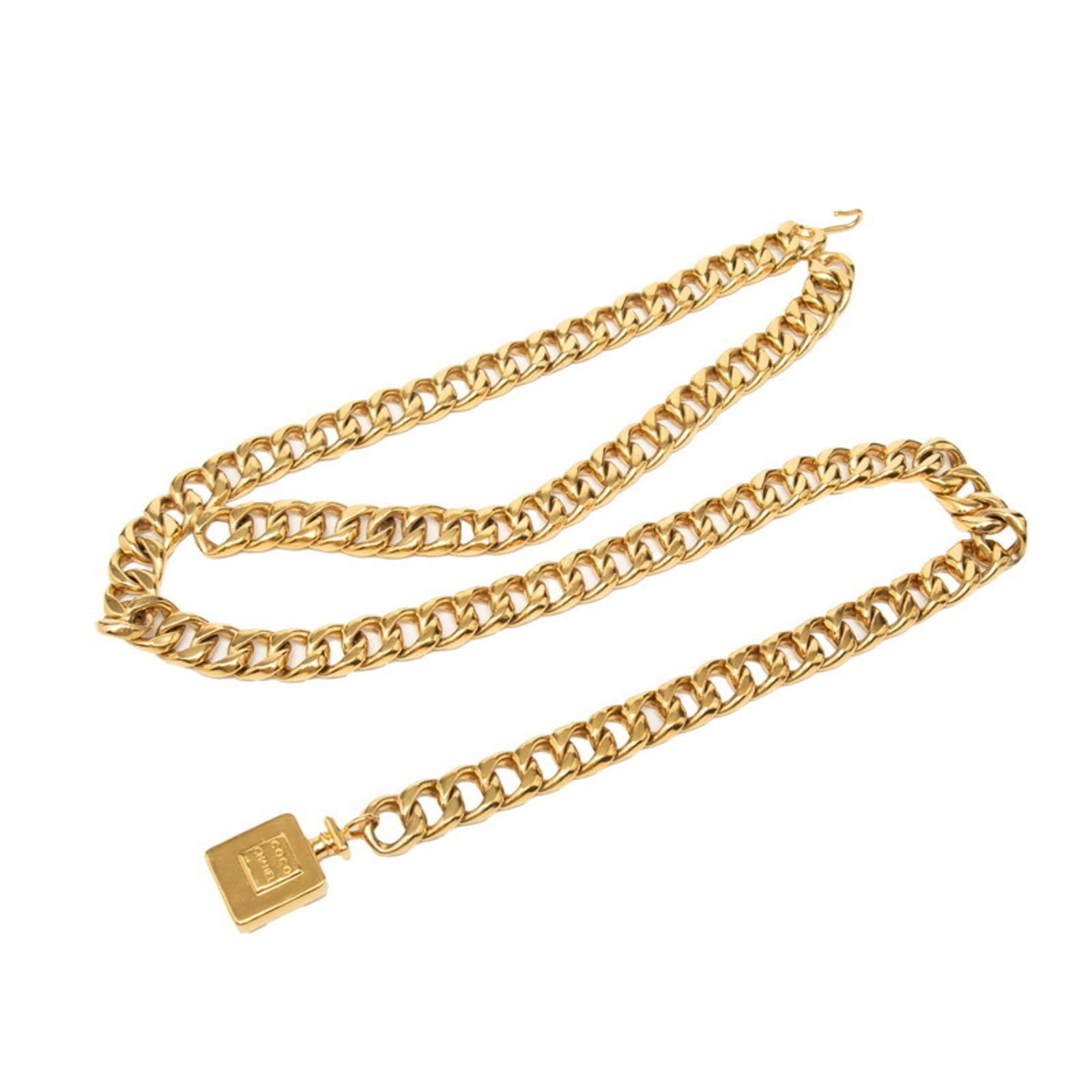 Belt Chanel Chain: Belt Chanel Chain Elevate your style with the iconic Chanel Chain belt, boasting a sleek gold finish and classic design that exudes sophistication. With its 95.5cm length, this versatile accessory