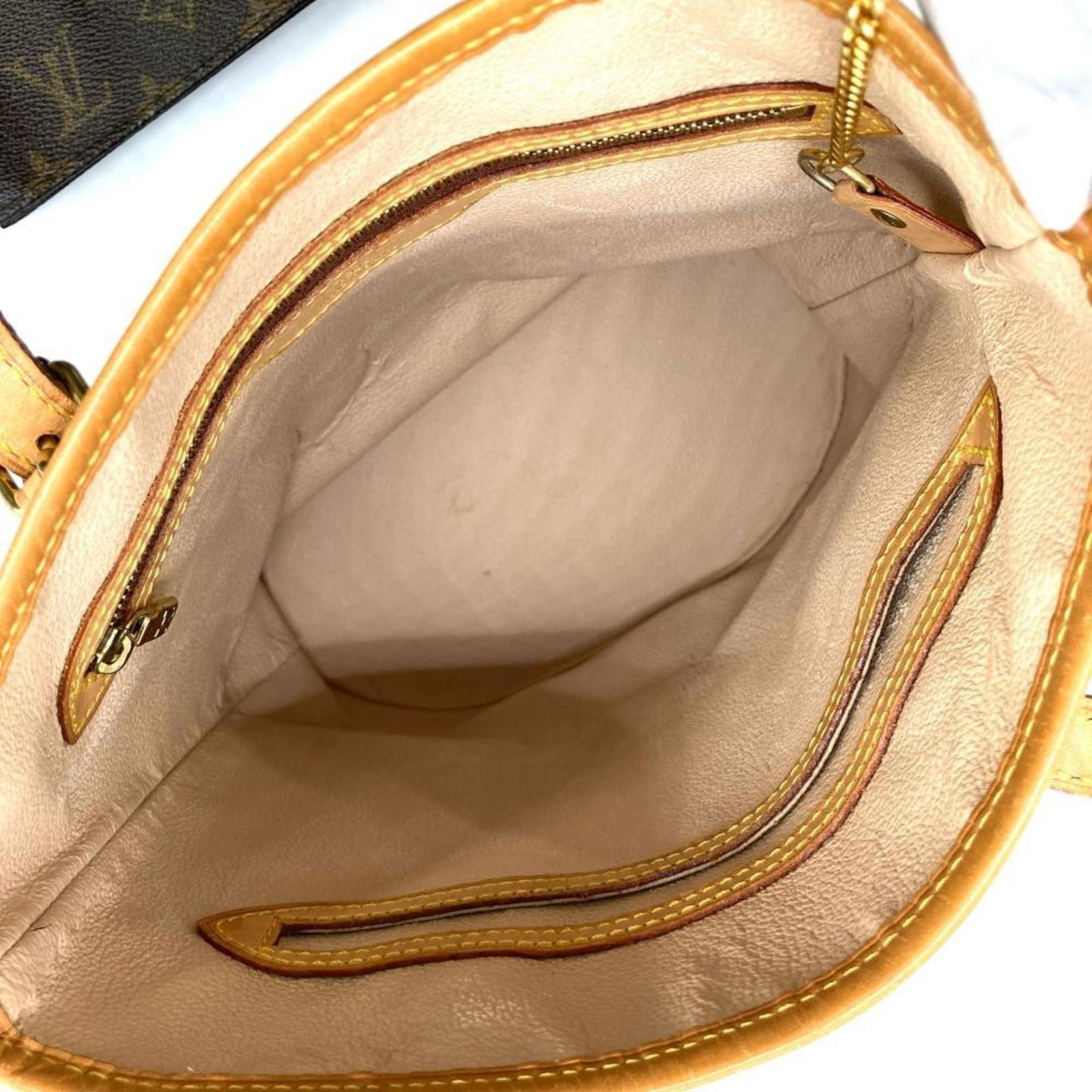 Louis Vuitton Monogram Pouch Shoulder Bag - 6