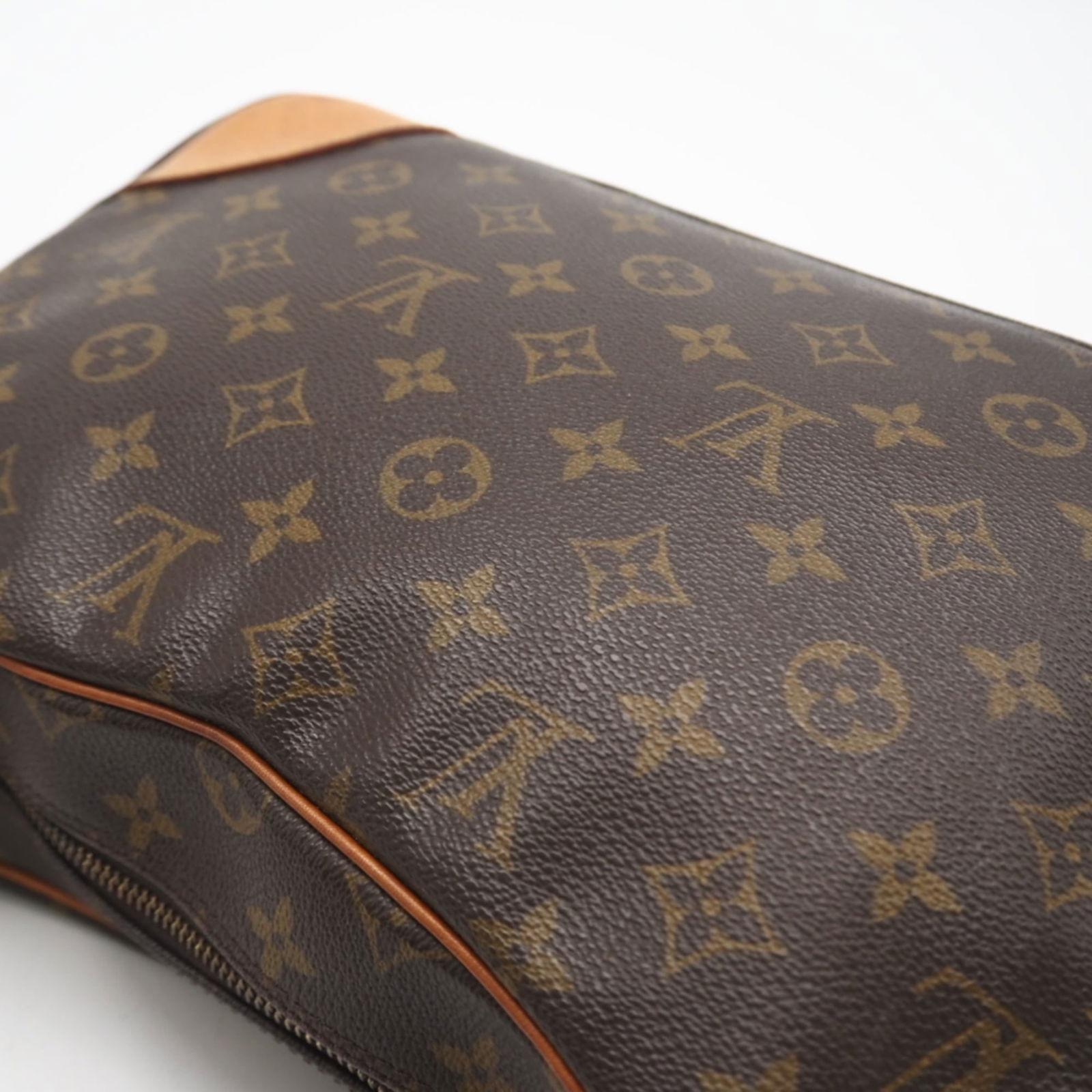 Louis Vuitton Monogram Shoulder Bag - 4