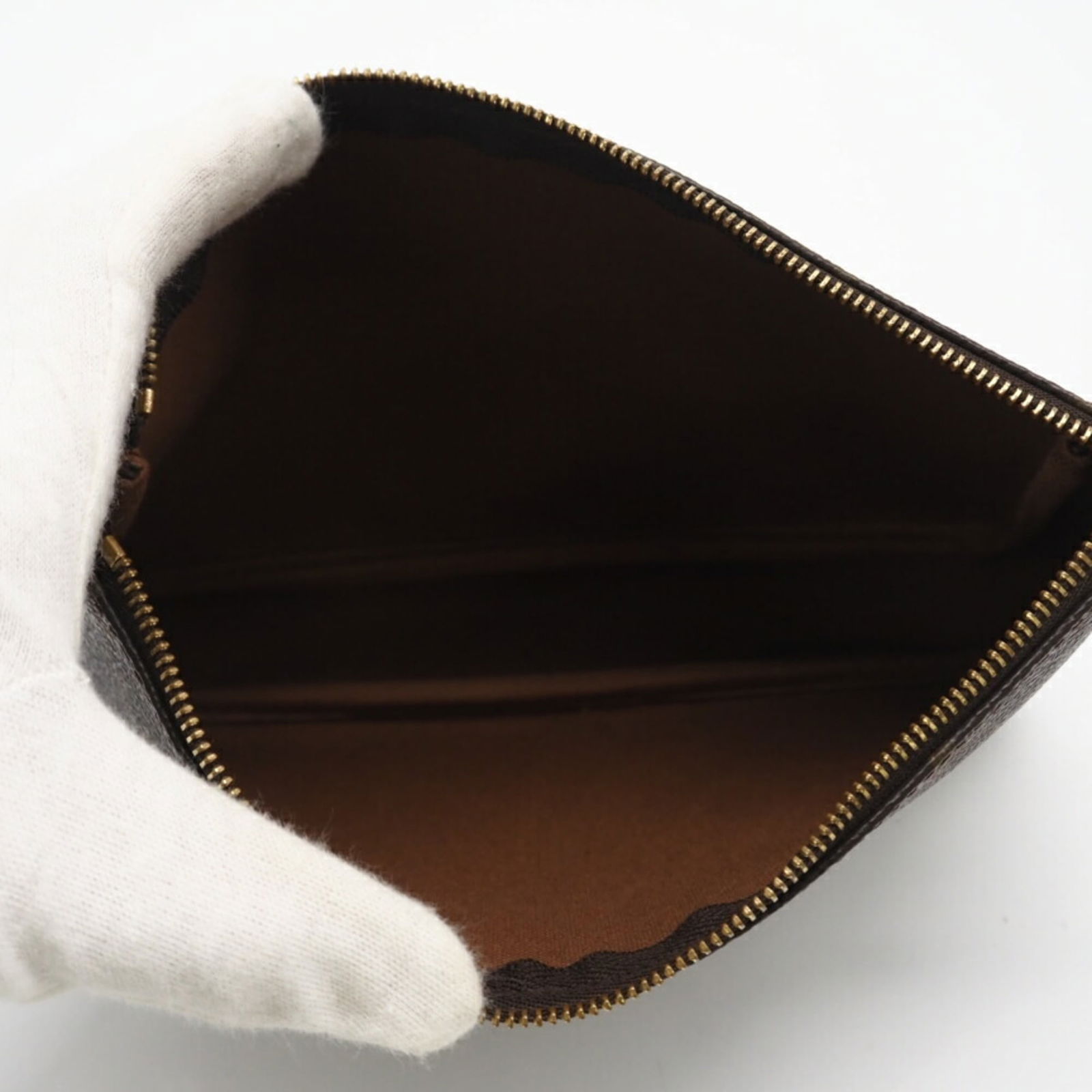 Louis Vuitton Monogram Pouch - 8