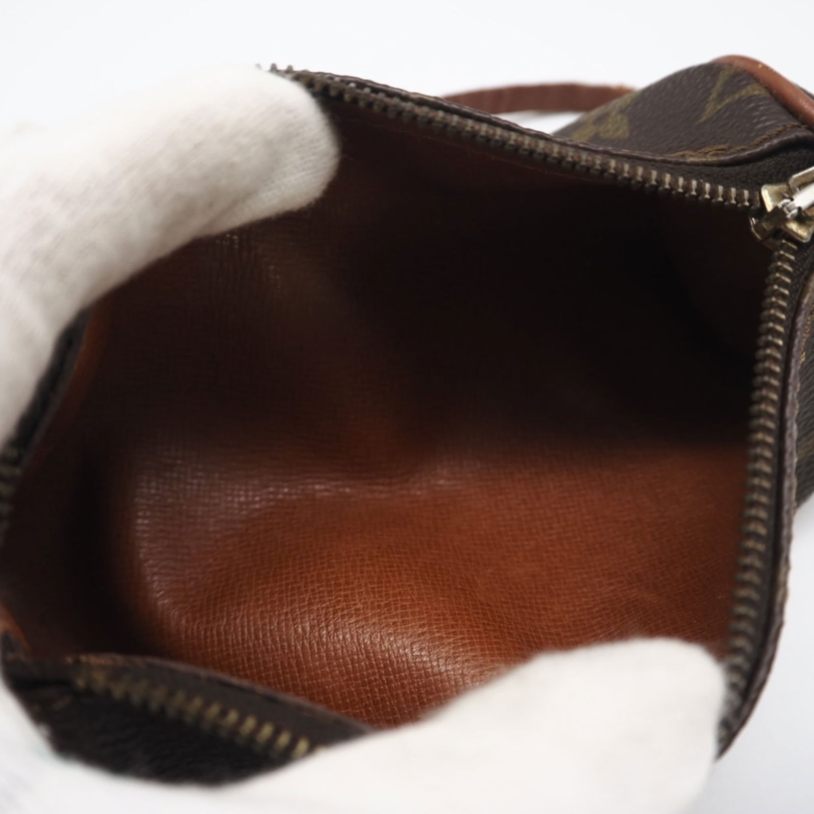 Louis Vuitton Monogram Handbag - 6