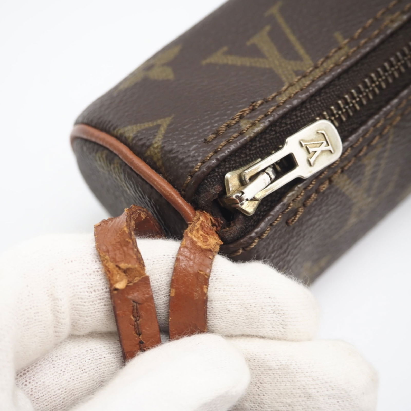Louis Vuitton Monogram Handbag - 7