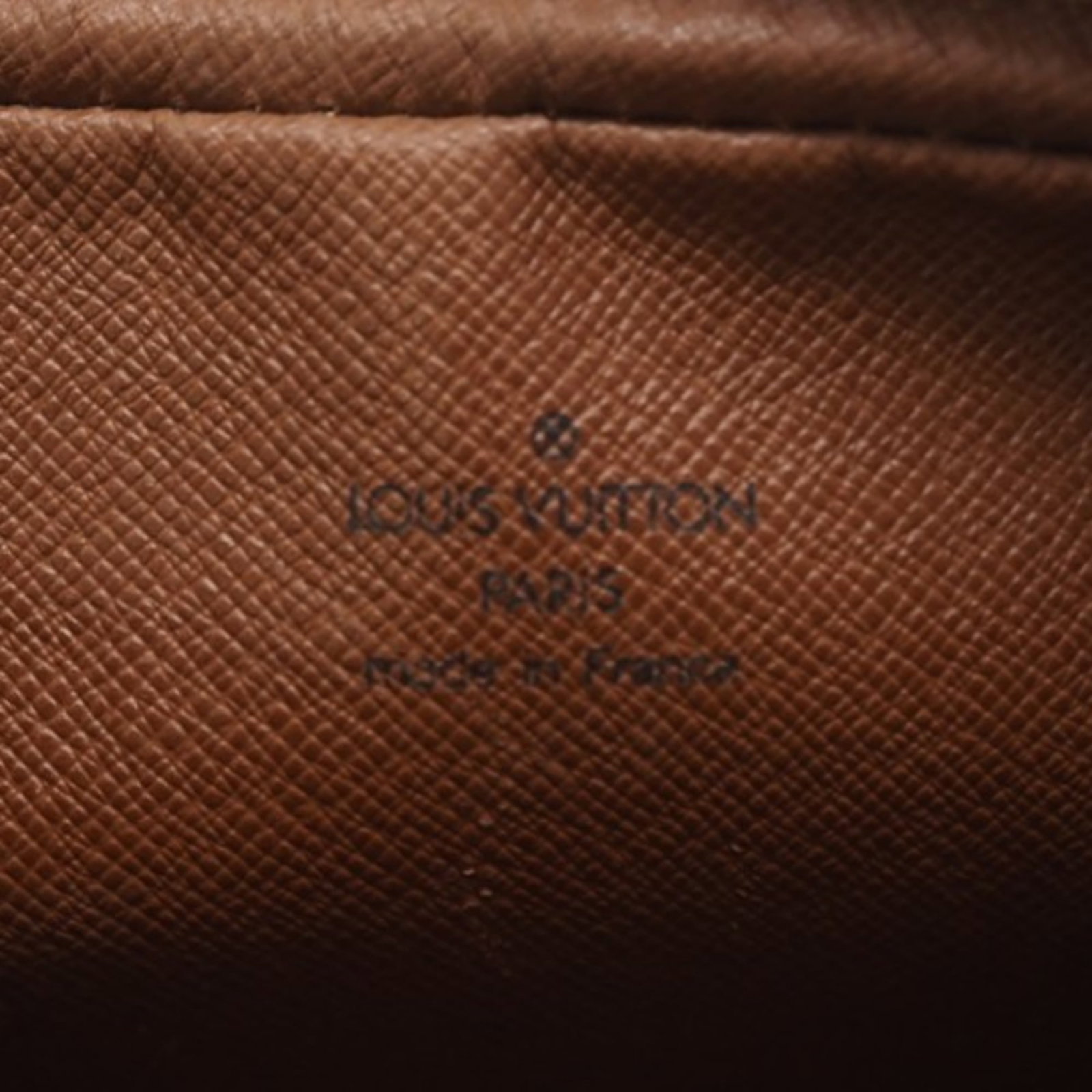 Louis Vuitton Monogram Handbag - 8