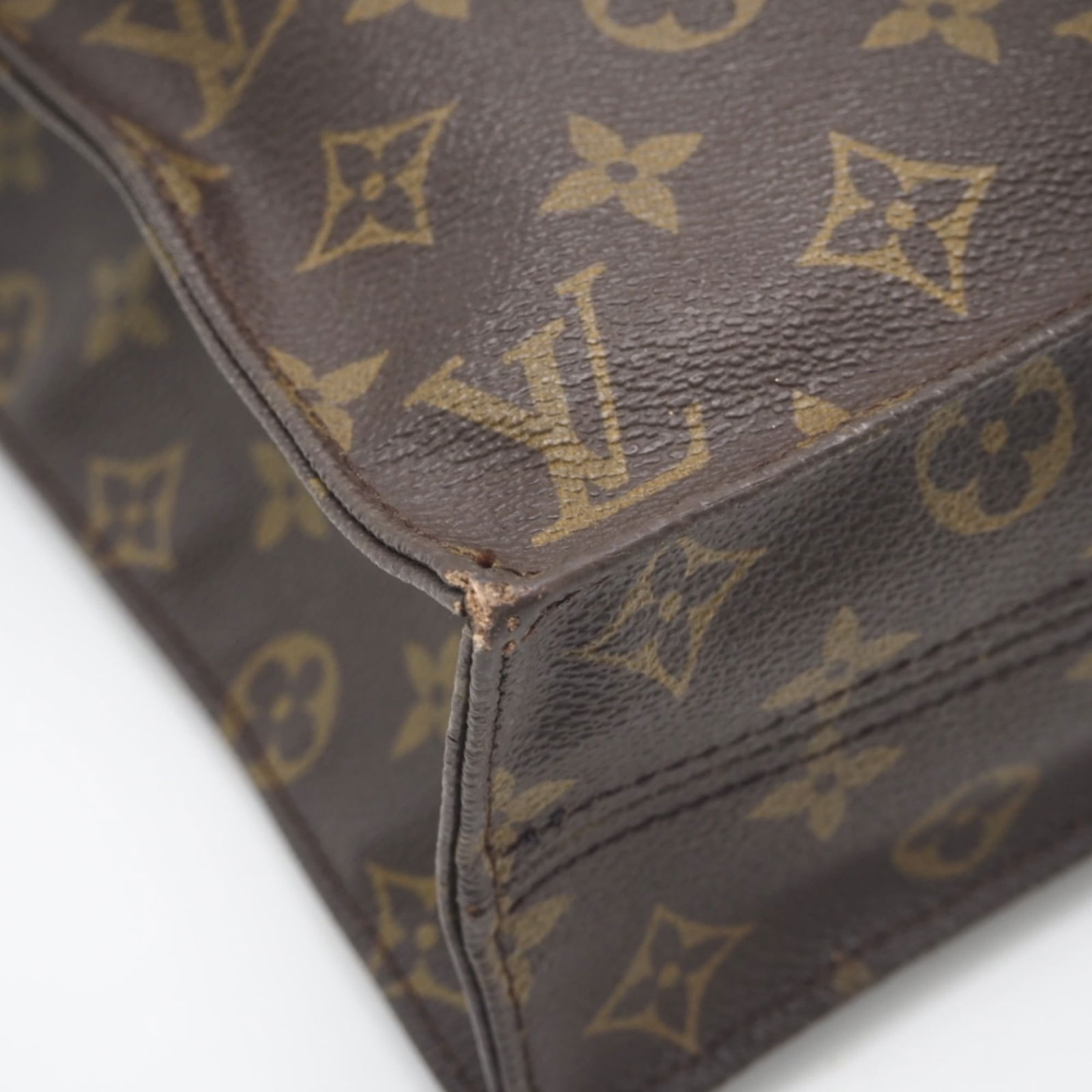 Louis Vuitton Monogram Handbag - 9