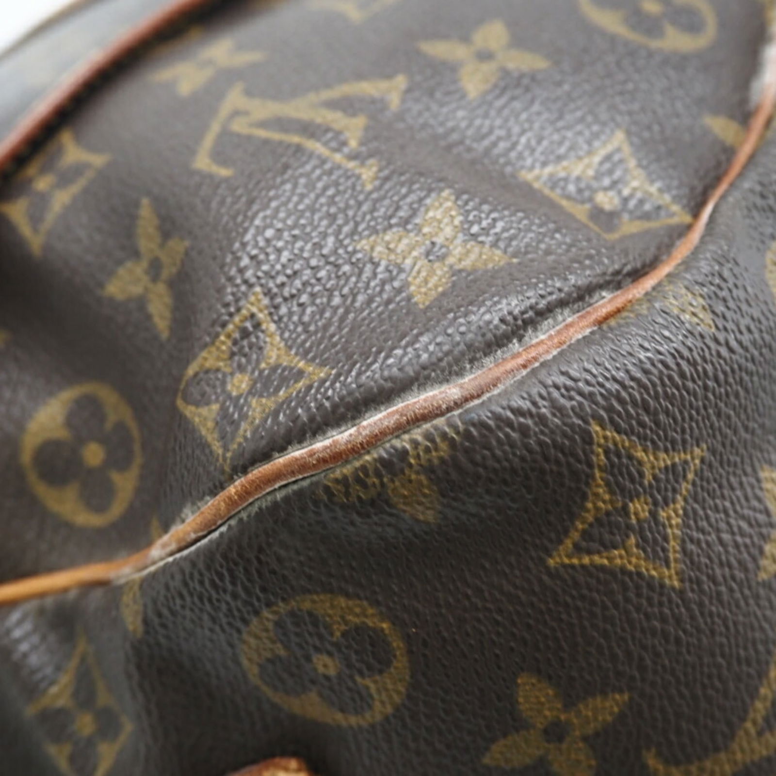 Louis Vuitton Monogram Shoulder Bag - 8
