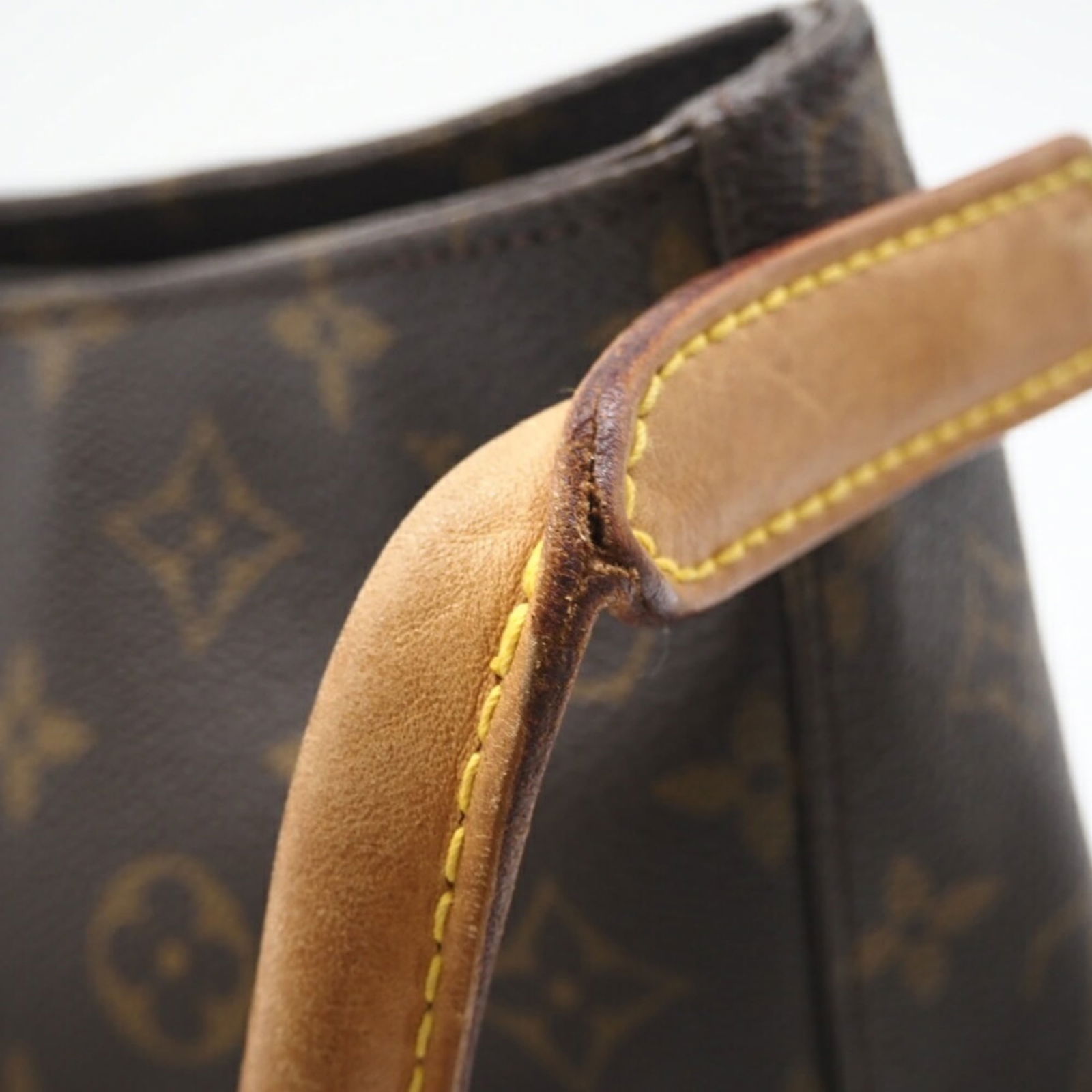 Louis Vuitton Monogram Handbag - 8