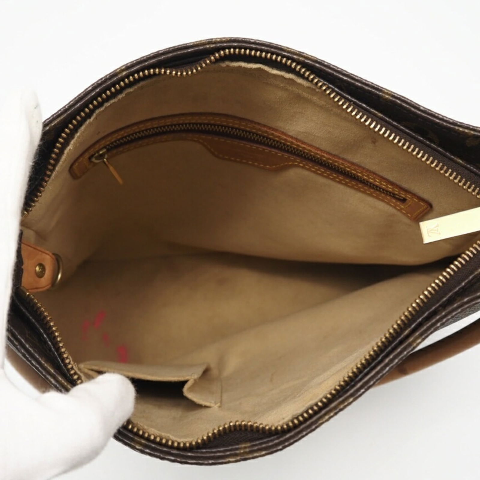 Louis Vuitton Monogram Handbag - 9