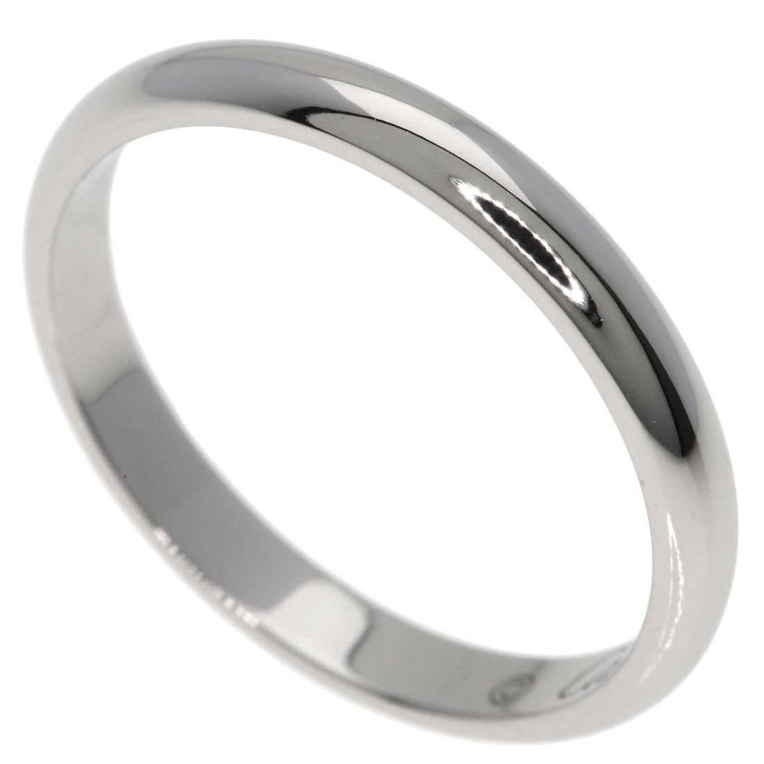 CARTIER Platinum Wedding Ring #50: CARTIER Platinum Wedding Ring #50 A true masterpiece of French elegance, the CARTIER Platinum Wedding Ring #50 is a stunning example of understated luxury. Crafted from platinum PT950 and featuring a