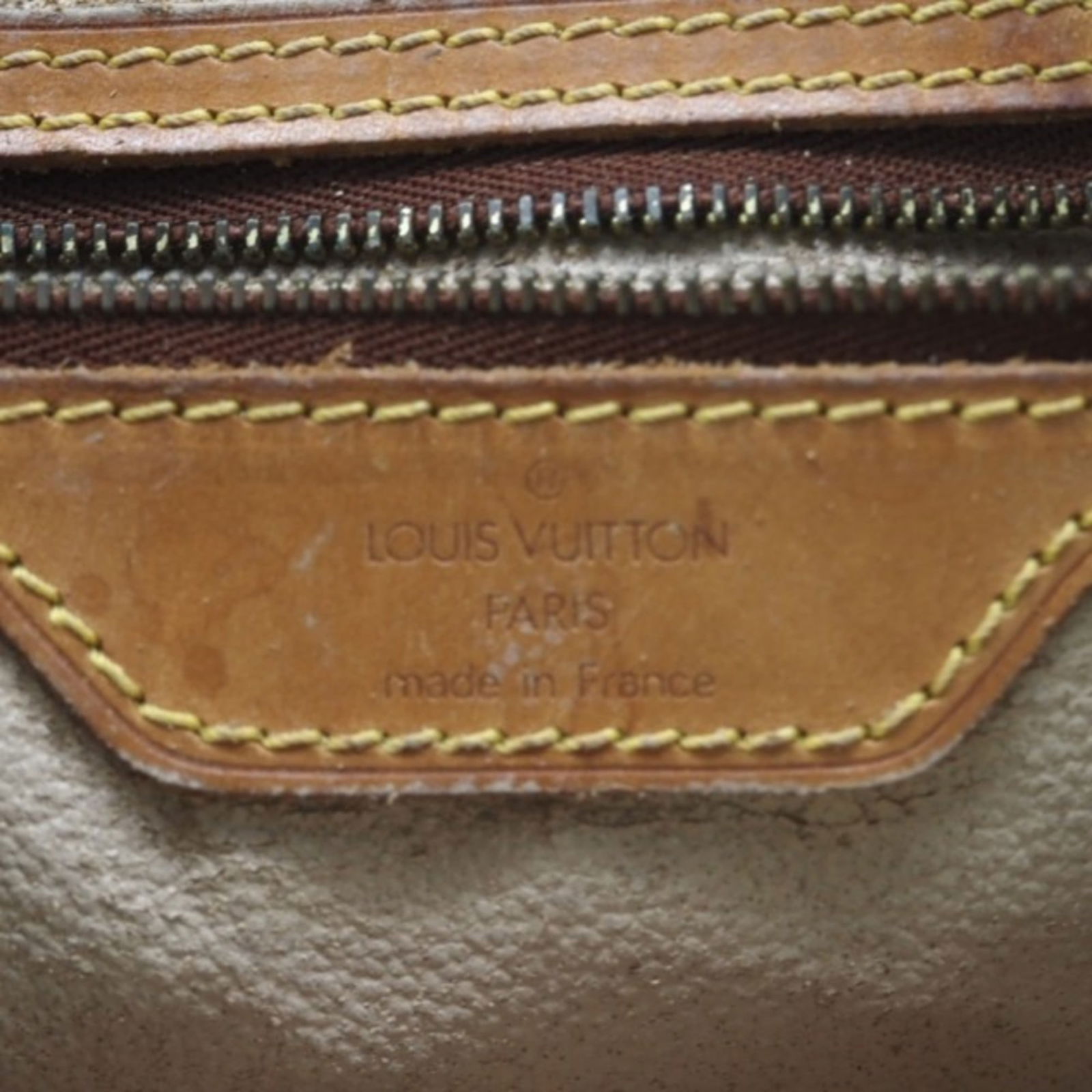 Louis Vuitton Monogram Handbag - 12