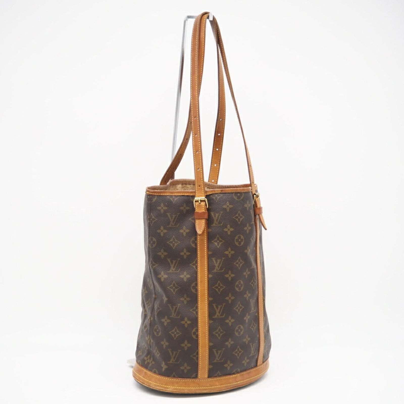 Louis Vuitton Monogram Handbag - 2