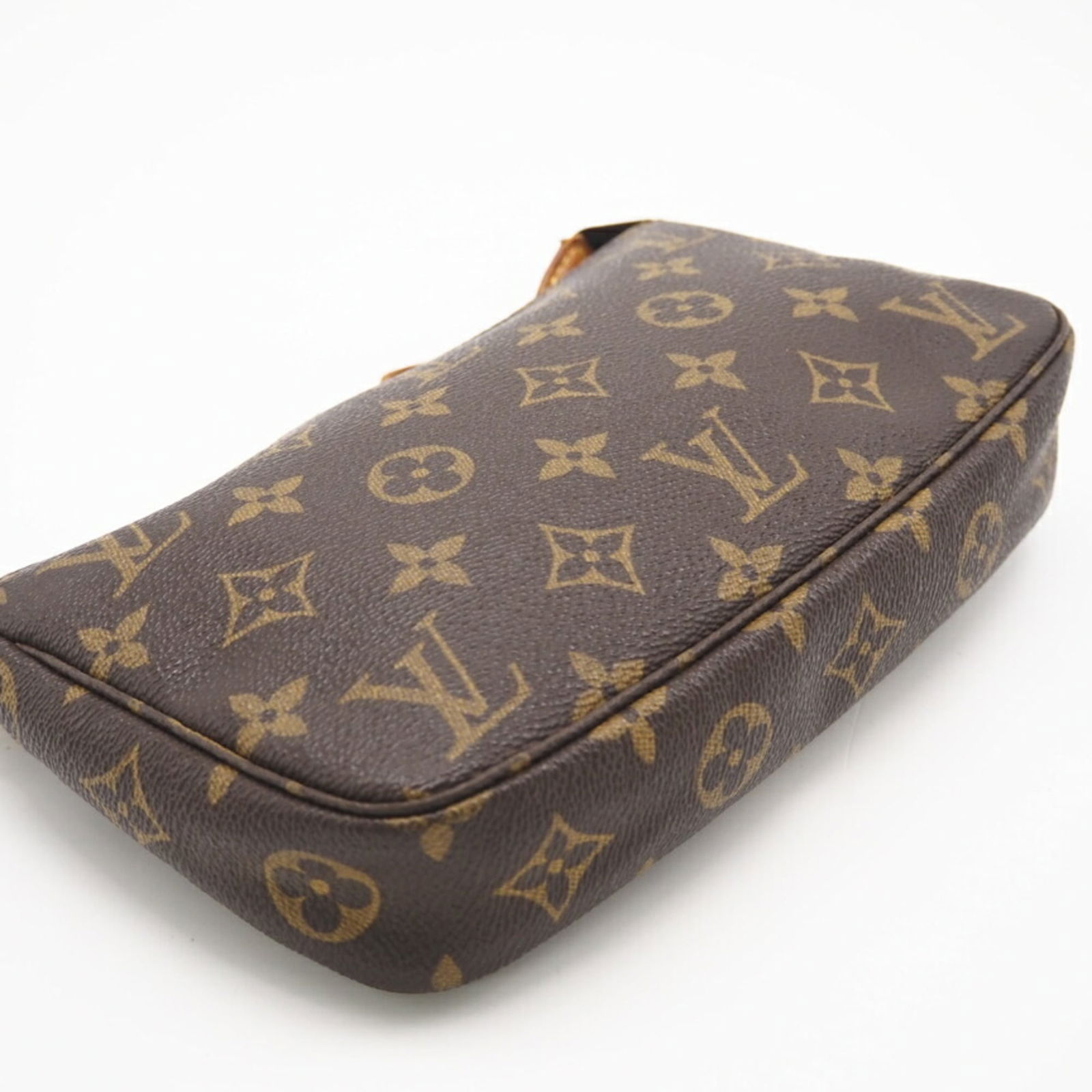 Louis Vuitton Monogram Pouch - 4