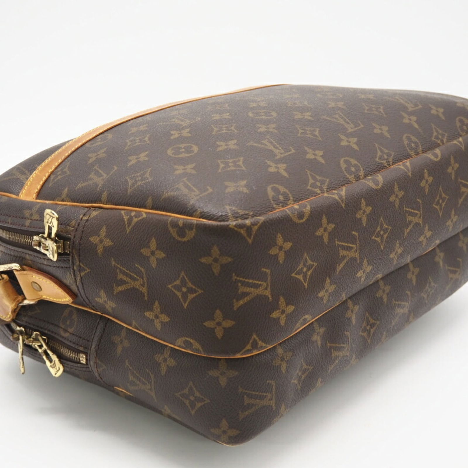 Louis Vuitton Monogram Shoulder Bag - 4