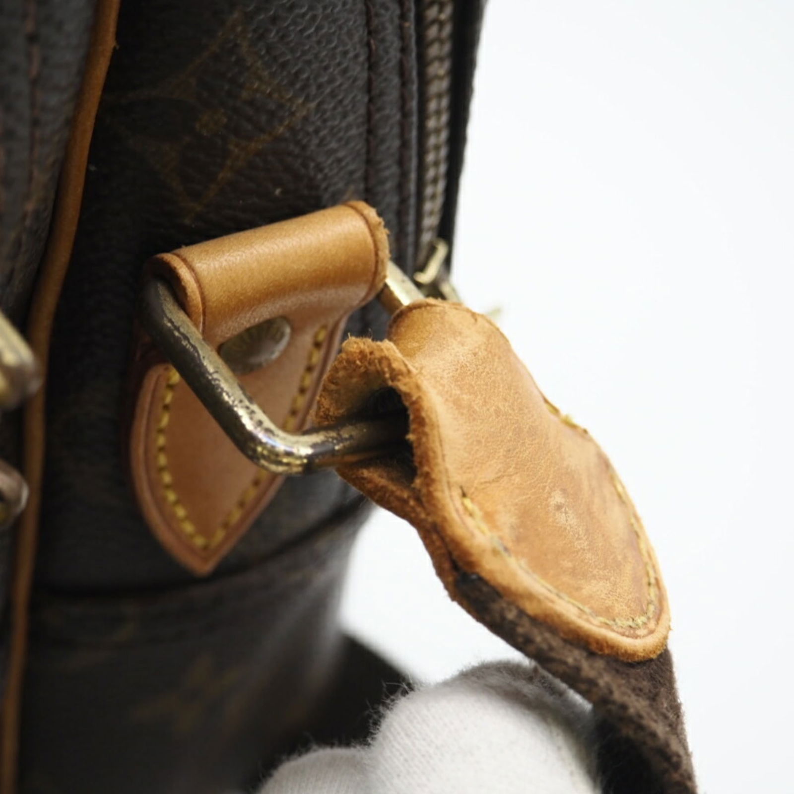 Louis Vuitton Monogram Shoulder Bag - 8