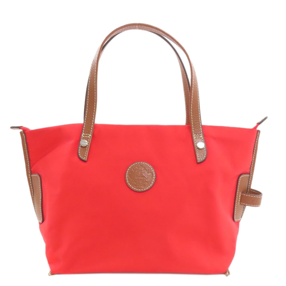 Nylon OROBIANCO Logo Tote Bag: Nylon OROBIANCO Logo Tote Bag Make a statement with the OROBIANCO Logo Tote Bag, crafted from durable nylon and boasting a bold red exterior that's sure to turn heads. The timeless design of this