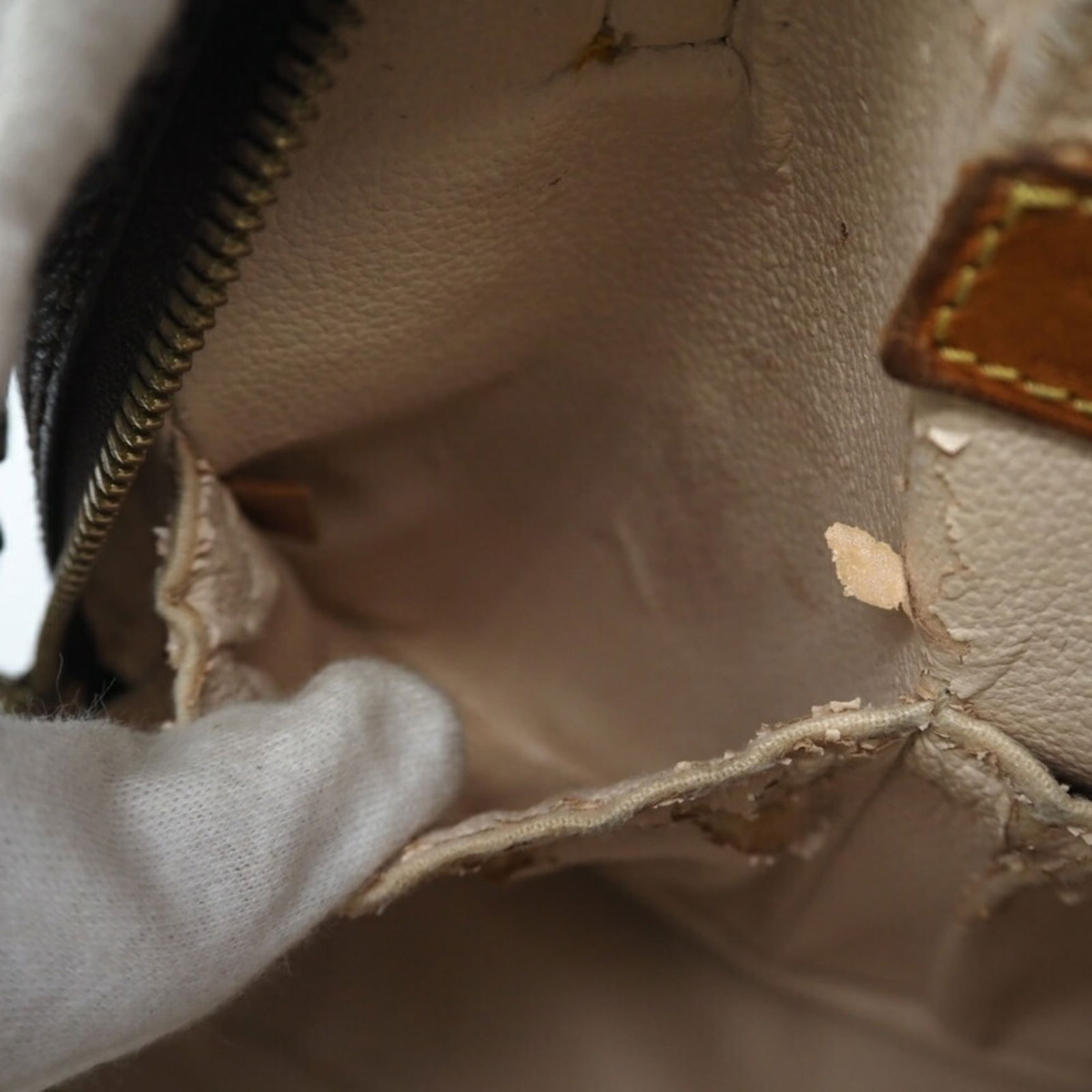 Louis Vuitton Monogram Shoulder Bag - 10