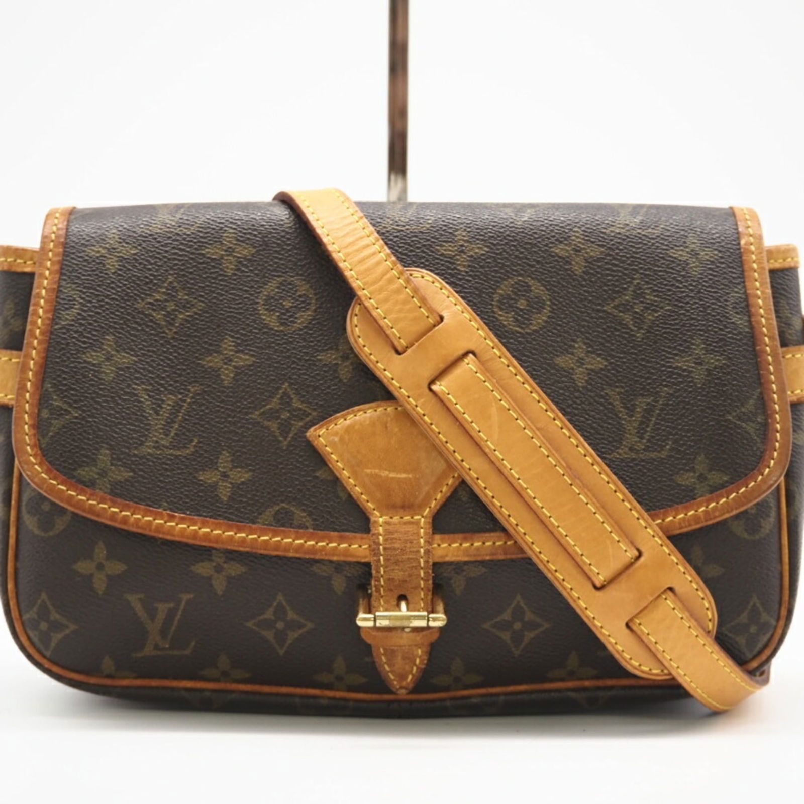 Louis Vuitton Monogram Shoulder Bag - 2