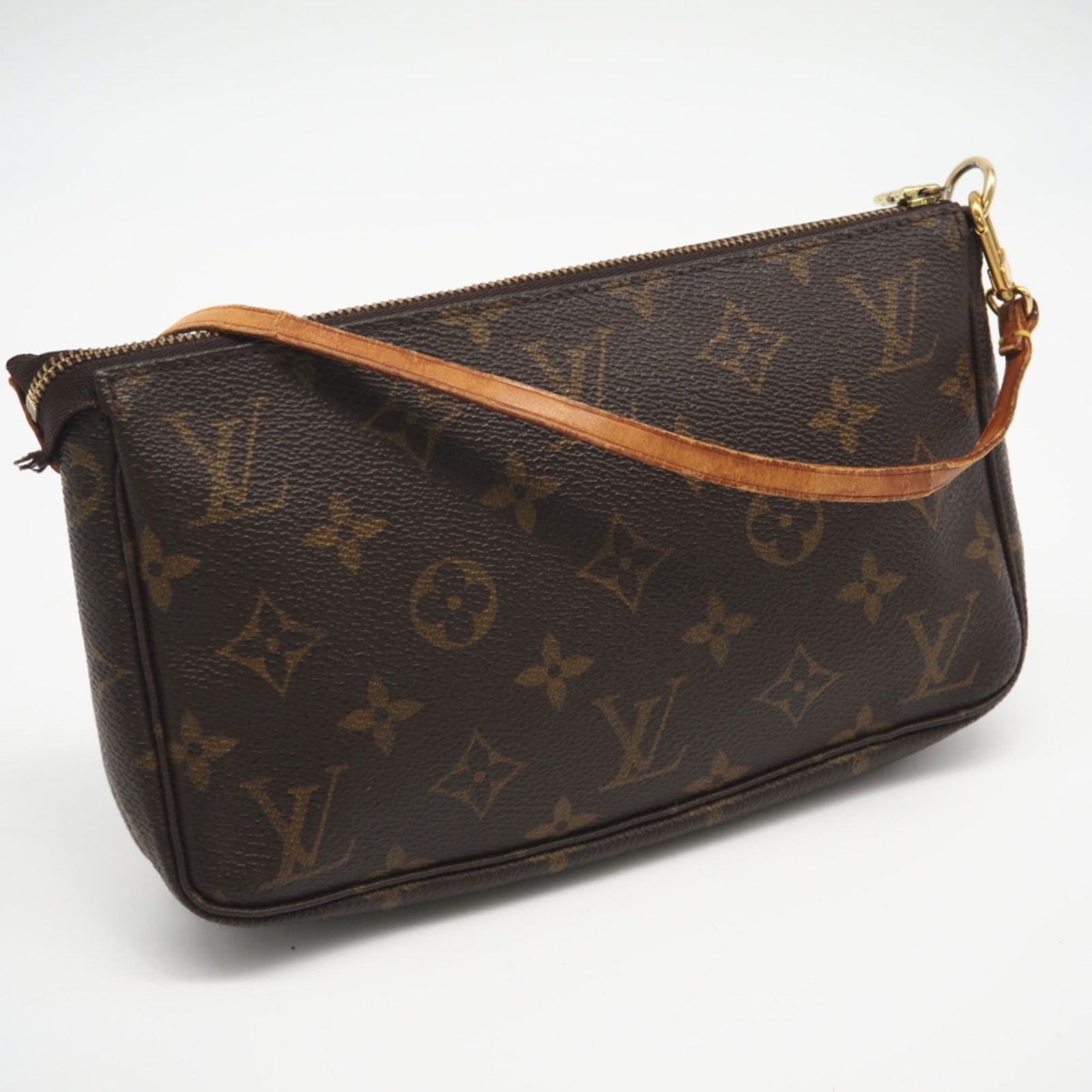 Louis Vuitton Monogram Handbag - 2