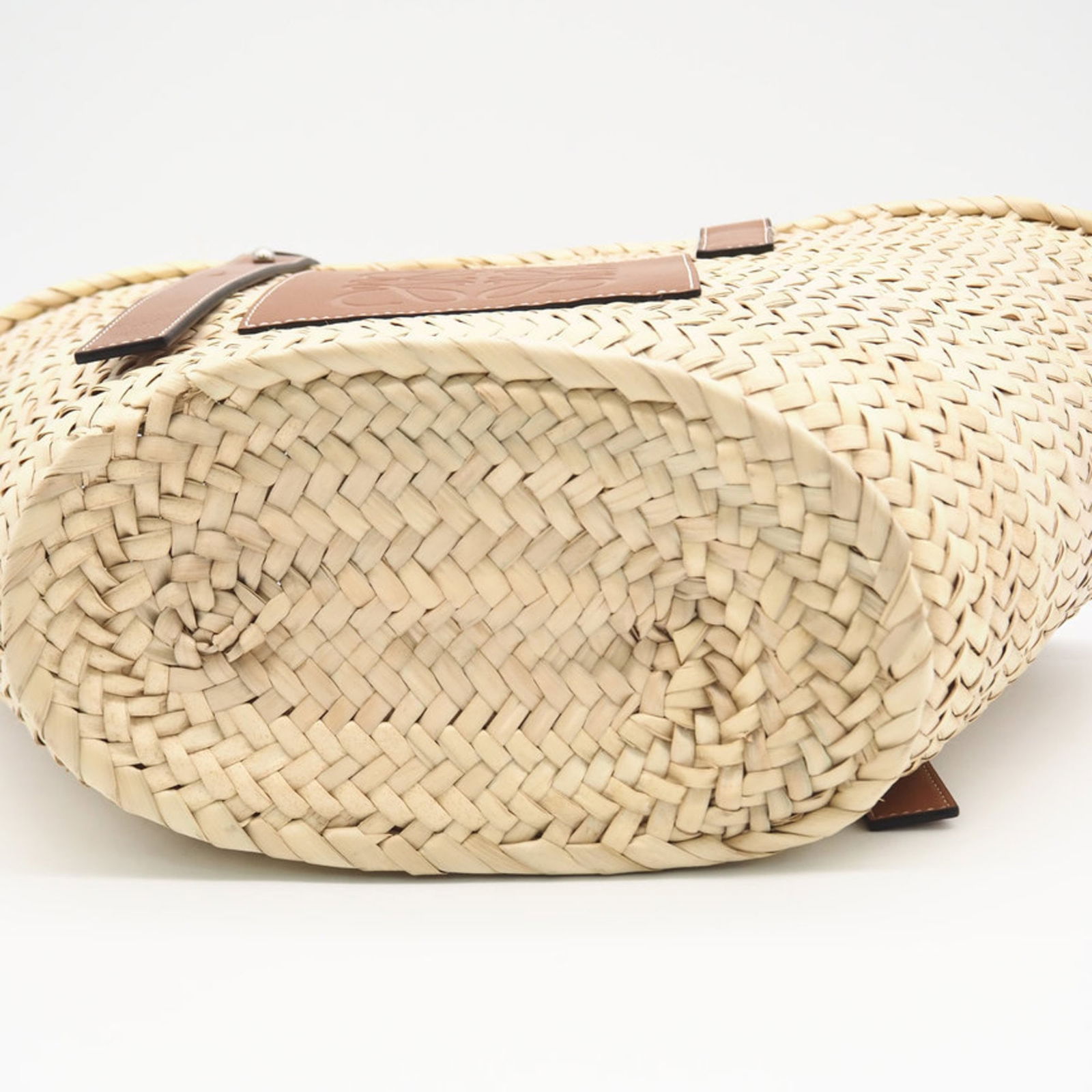 Loewe Raffia Leather Handbag - 7