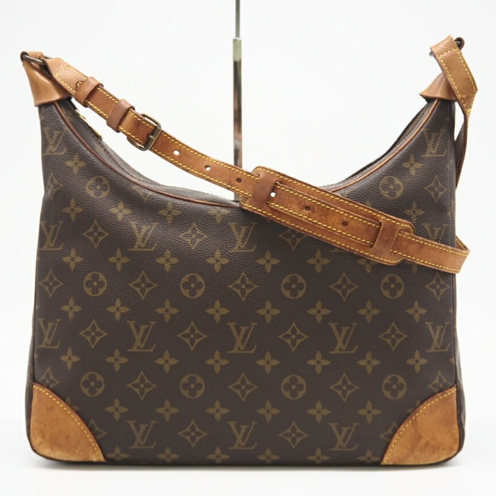 Louis Vuitton Monogram Shoulder Bag - 2