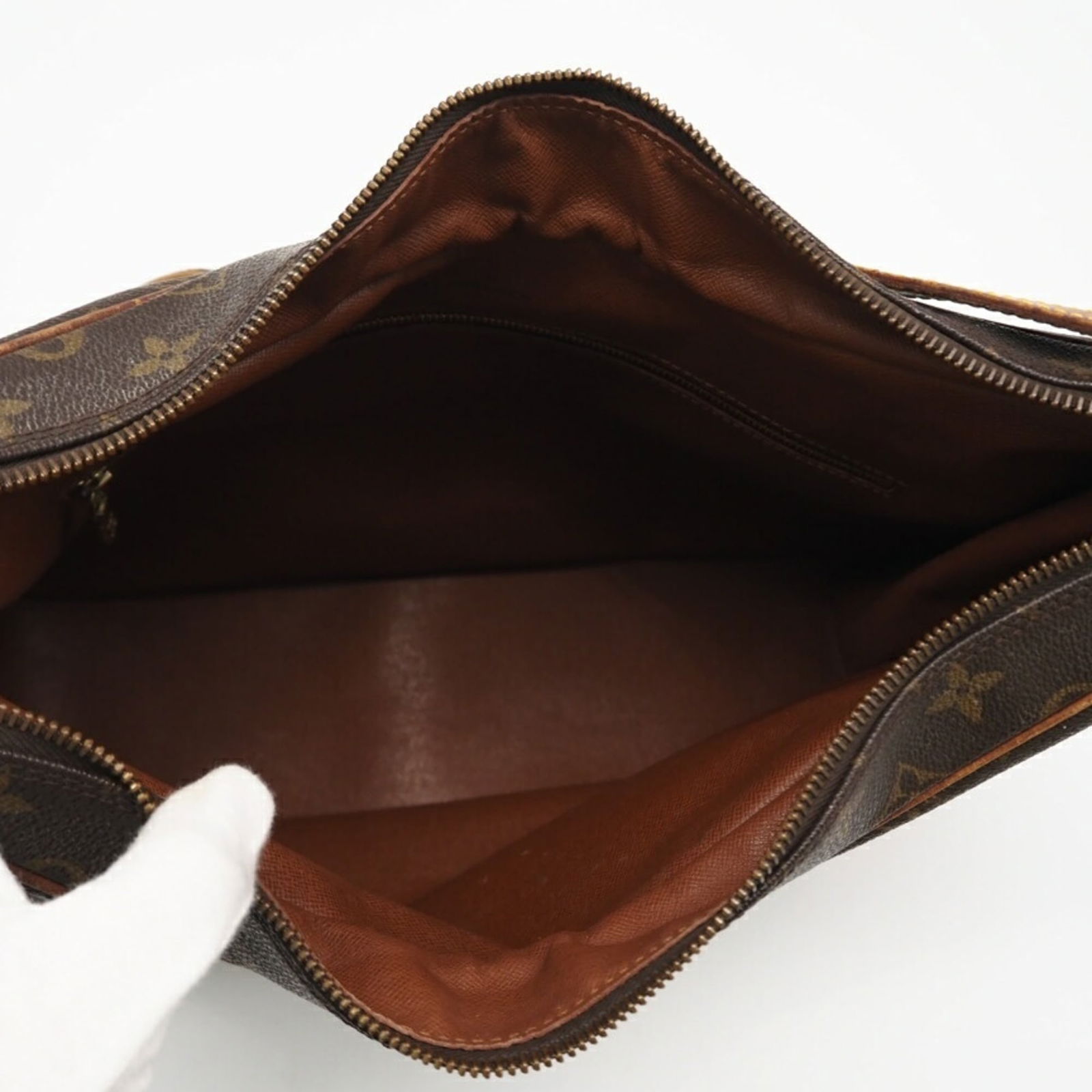 Louis Vuitton Monogram Shoulder Bag - 9