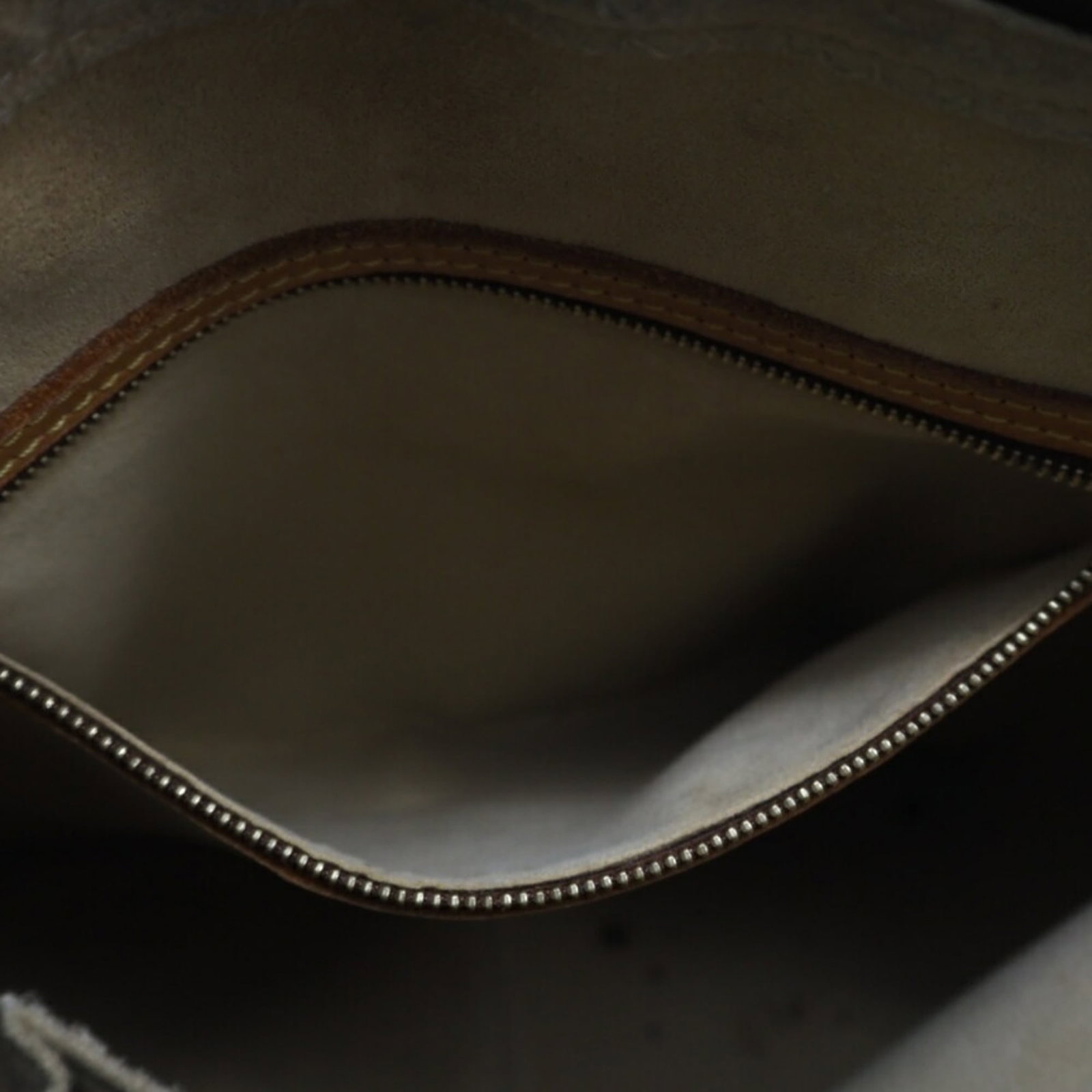 Louis Vuitton Monogram Handbag - 10