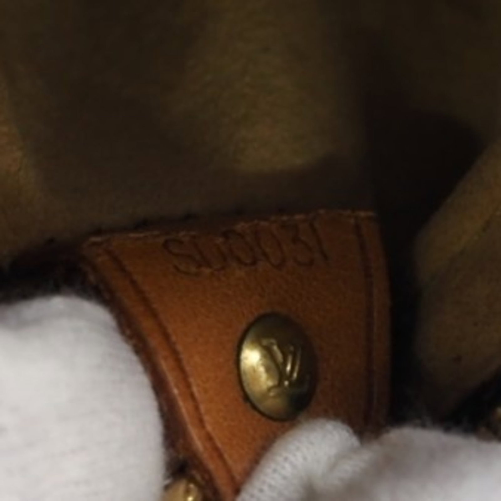 Louis Vuitton Monogram Handbag - 12