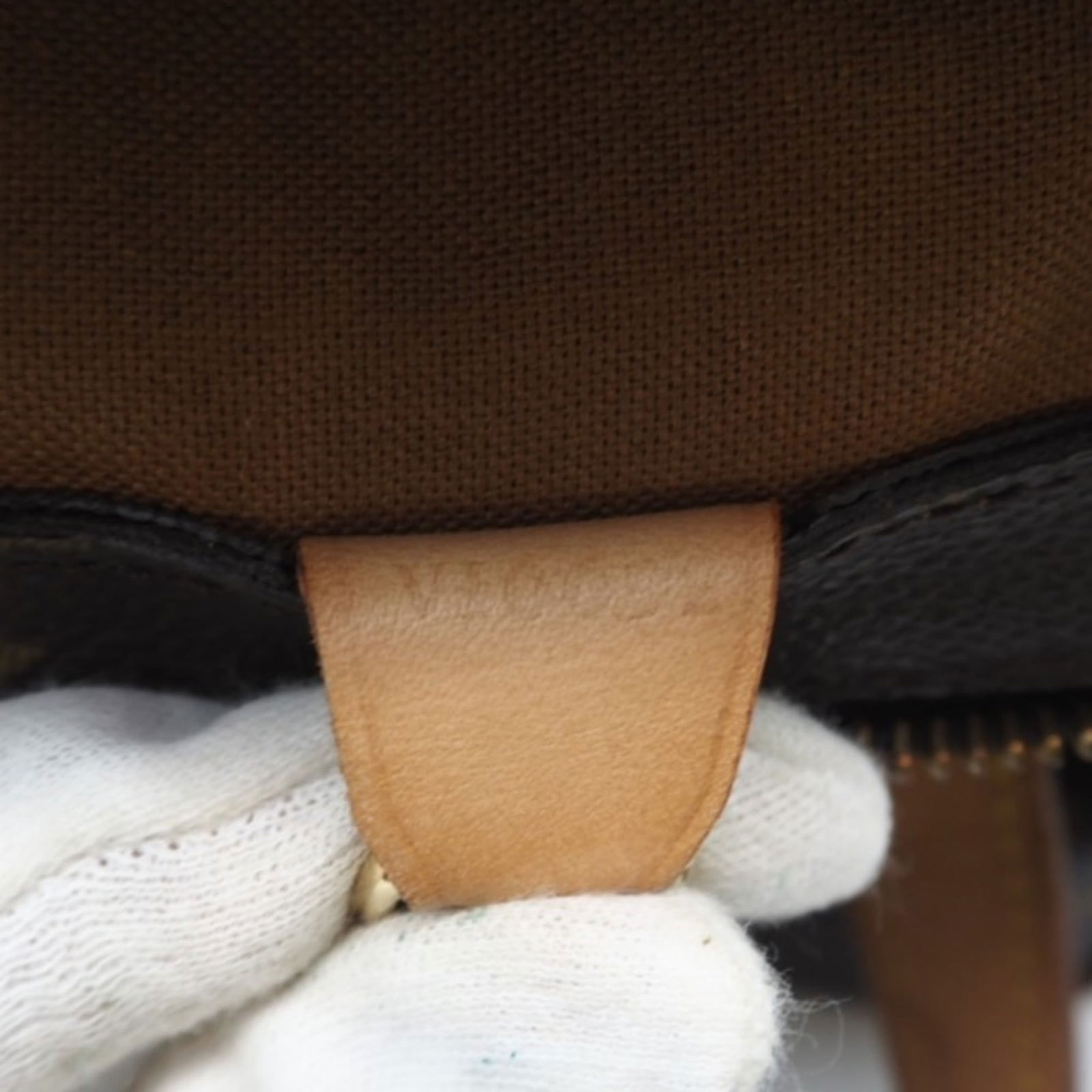 Louis Vuitton Monogram Handbag - 12