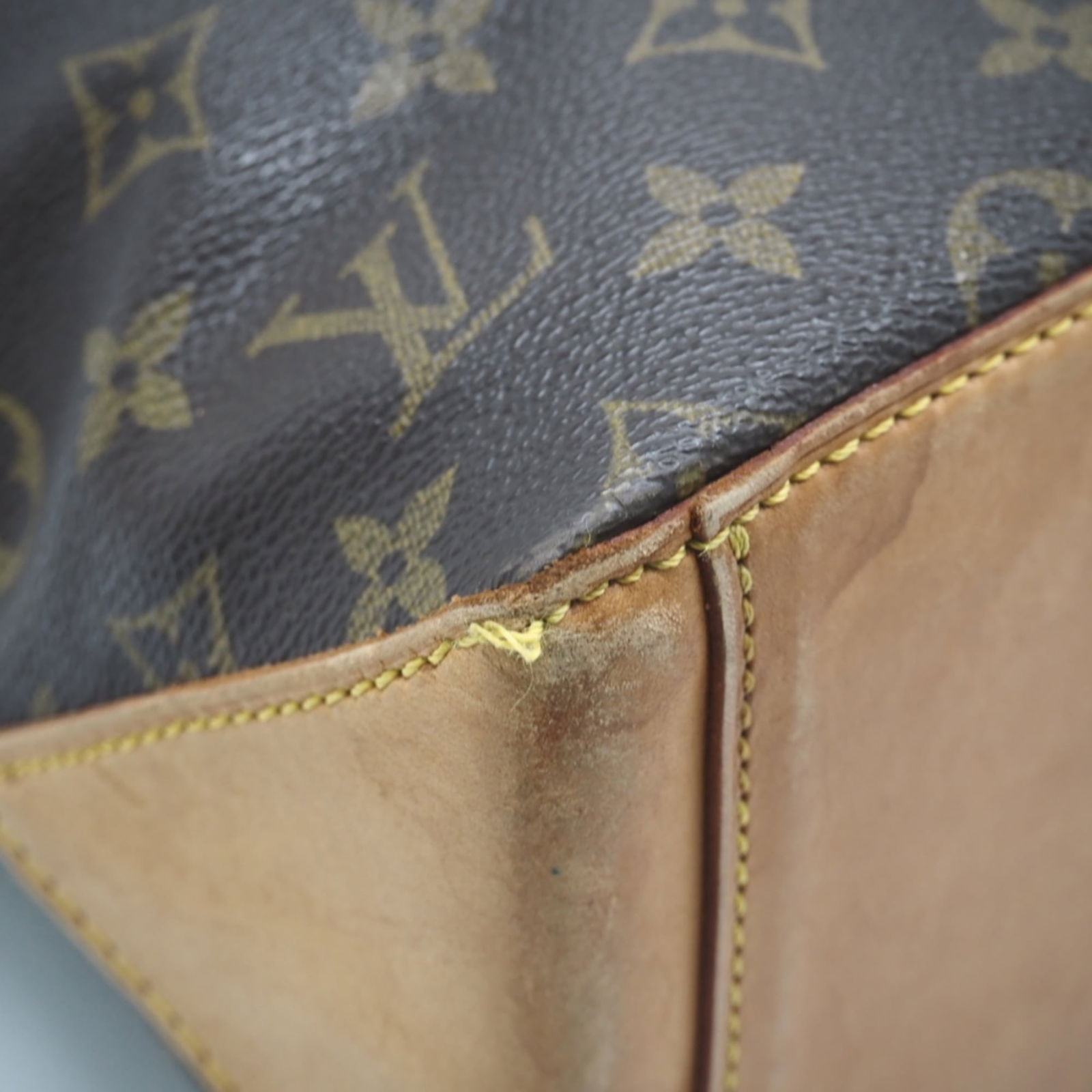Louis Vuitton Monogram Handbag - 7