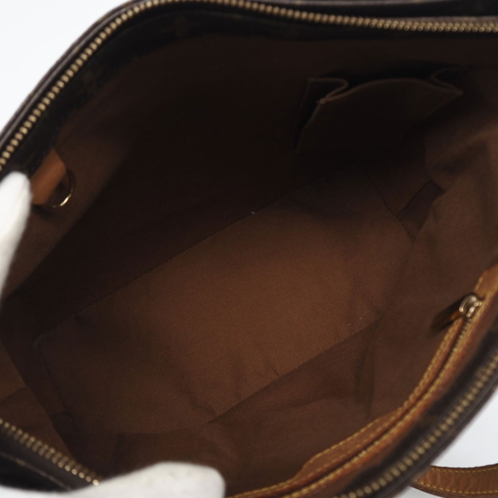 Louis Vuitton Monogram Handbag - 9