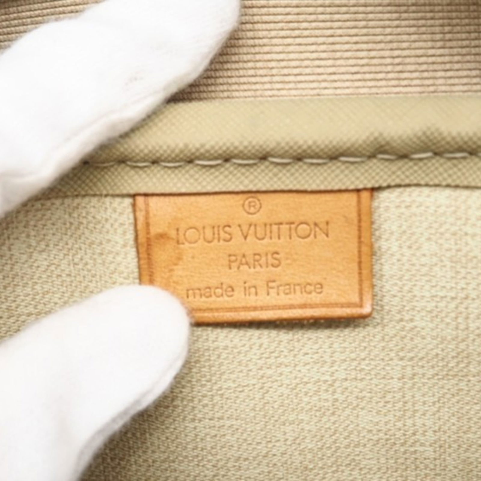 Louis Vuitton Monogram Handbag - 11