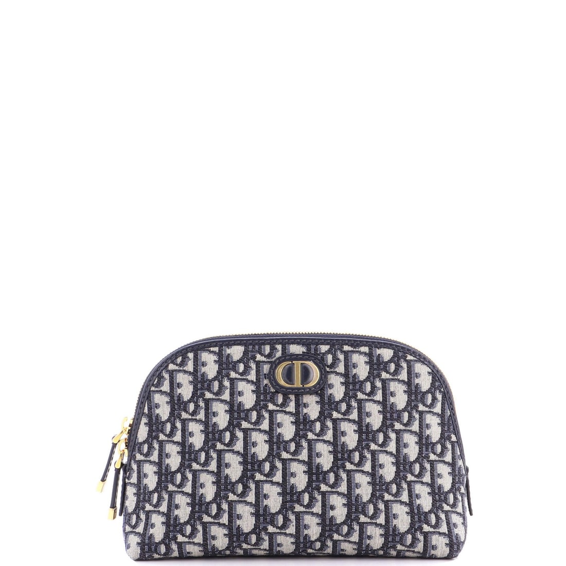 Christian Dior 30 Montaigne Cosmetic Pouch (Medium) - Oblique Canvas: Christian Dior 30 Montaigne Cosmetic Pouch (Medium) - Oblique Canvas Elevate your daily beauty routine with the iconic Christian Dior 30 Montaigne Cosmetic Pouch, featuring a striking oblique canvas