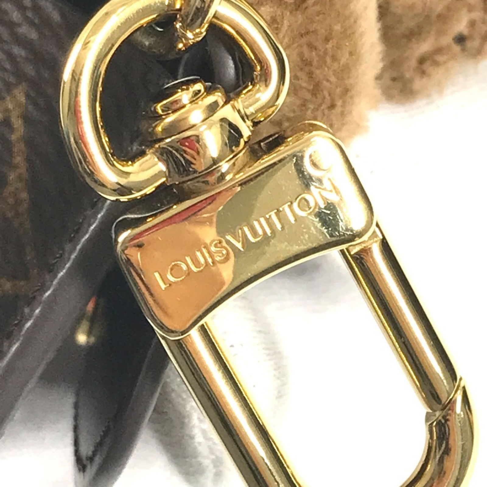 Louis Vuitton Monogram Fur Keyring - 8