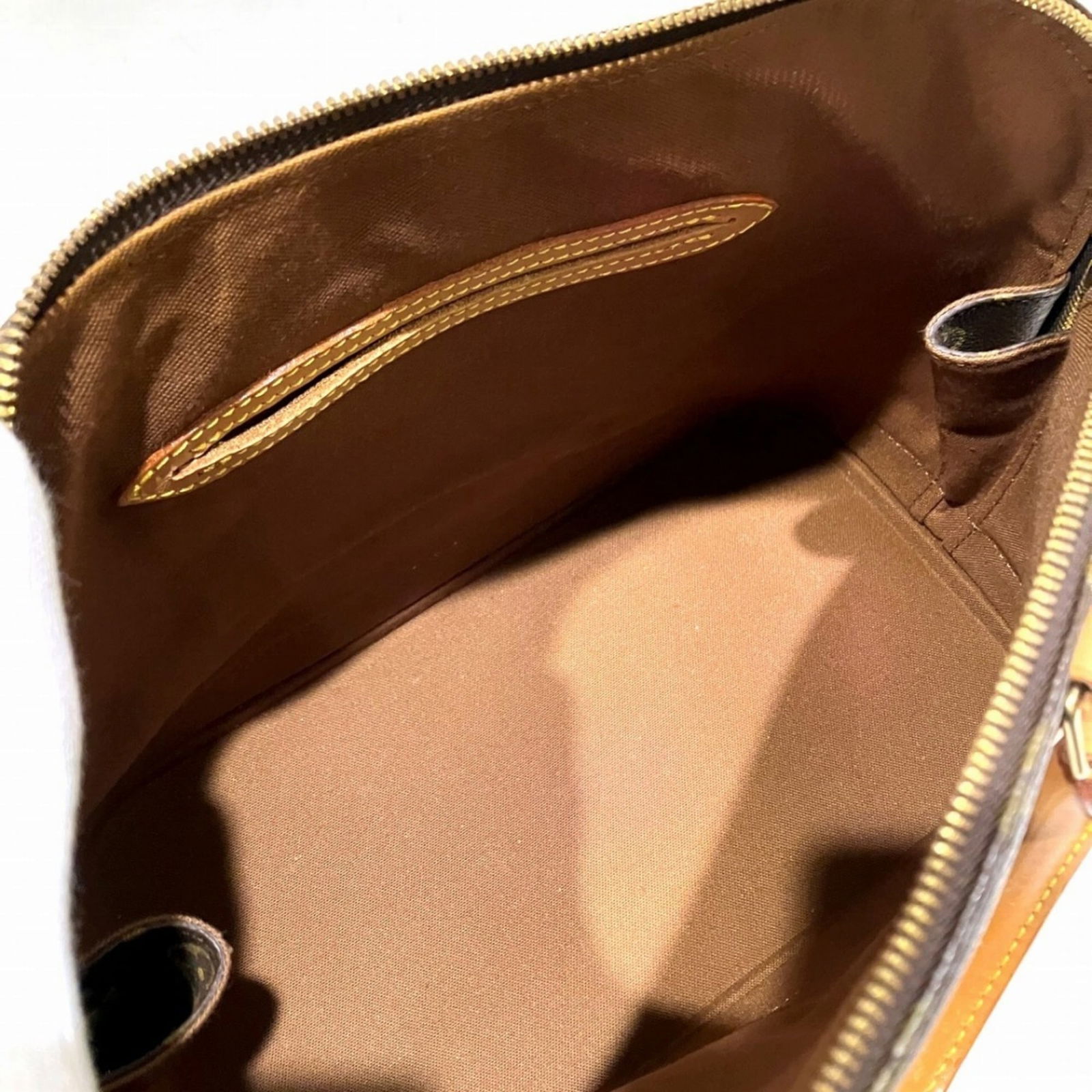 Louis Vuitton Monogram Handbag - 5