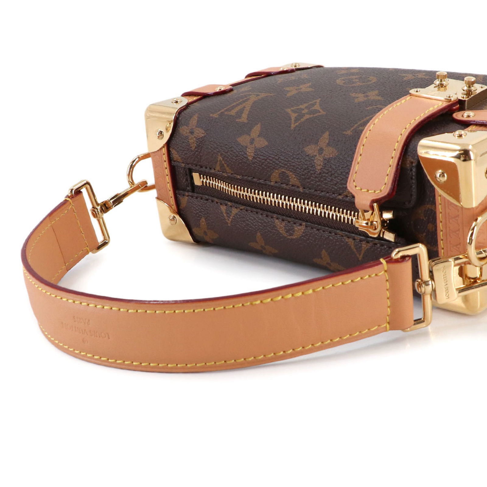 Louis Vuitton Monogram Handbag - 6