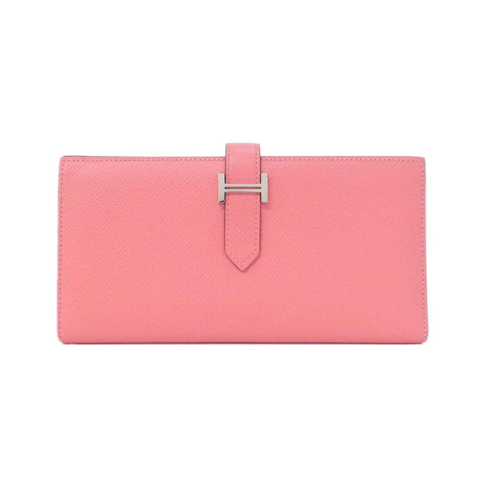 Hermes Bi-Fold Epsom Leather Wallet: Hermes Bi-Fold Epsom Leather Wallet A stunning Hermes Bi-Fold Epsom Leather wallet, boasting the iconic brand's signature style and exceptional craftsmanship, is up for grabs. With its elegant rose az