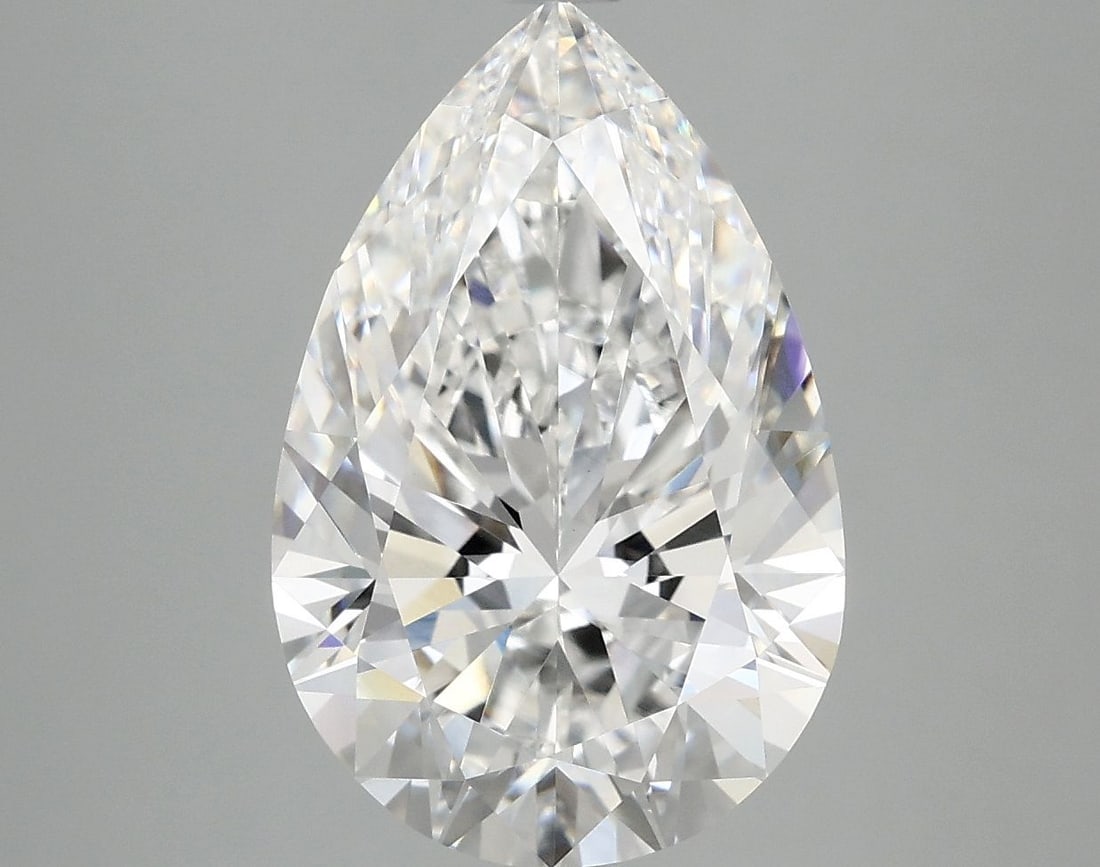 Loose Lab Diamond - IGI Pear 5.0ct E VVS2: Loose Lab Diamond - IGI Pear 5.0ct E VVS2 Experience the beauty of a lab-grown diamond, certified by IGI as a stunning 5.0ct pear-shaped gem with exceptional clarity (VVS2) and color (E). Its EX polis