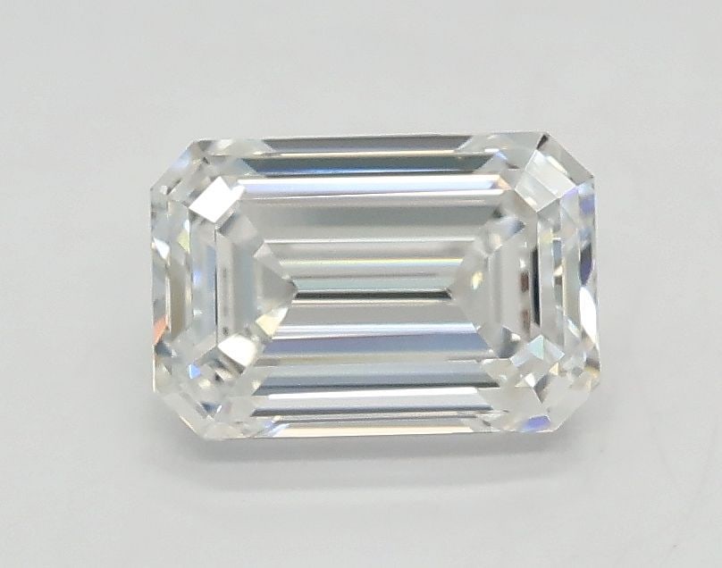 Loose Lab Diamond - IGI Emerald 1.01ct E VVS2: Loose Lab Diamond - IGI Emerald 1.01ct E VVS2 A rare and exceptional lab-grown diamond, certified by the International Gemological Institute (IGI) as an E color, VVS2 clarity stone, boasting EX polish