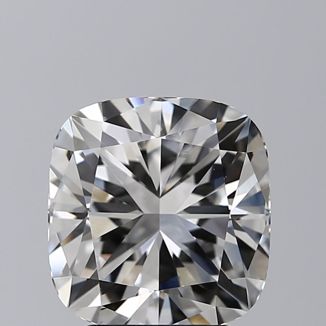 Loose Lab Diamond - IGI Cushion Modified 3.03ct G VVS2: Loose Lab Diamond - IGI Cushion Modified 3.03ct G VVS2 A rare opportunity to own a genuine lab-grown diamond, certified by the International Gemological Institute (IGI), this 3.03ct cushion-cut G VVS2