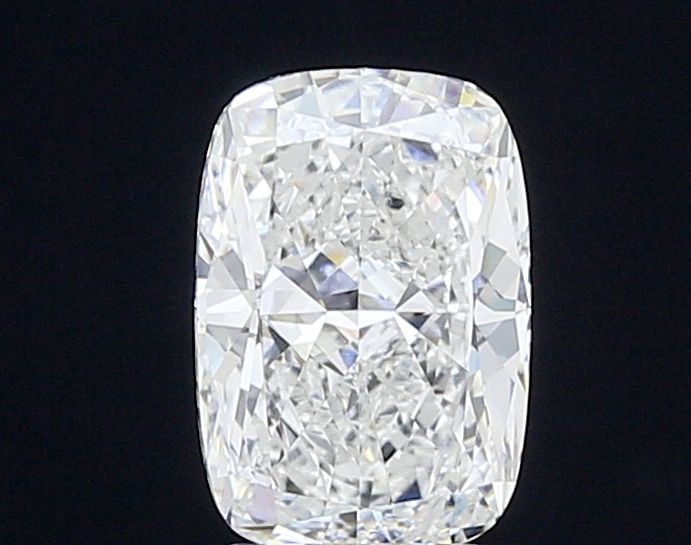 IGI Cushion Modified 3.02ct E VVS2 Loose Lab Diamond: IGI Cushion Modified 3.02ct E VVS2 Loose Lab Diamond A rare opportunity to own a genuine lab-grown diamond, certified by the International Gemological Institute (IGI), this 3.02ct E VVS2 cushion-cut s