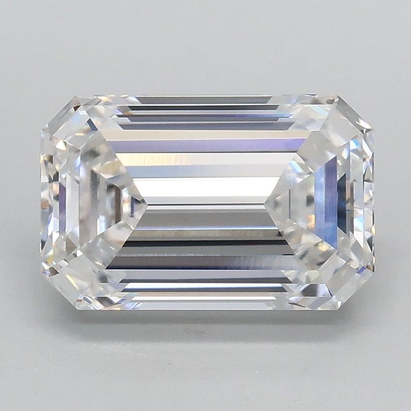 Loose Lab Diamond - IGI Emerald 2.05ct E VVS2: Loose Lab Diamond - IGI Emerald 2.05ct E VVS2 A stunning lab-grown diamond, certified by the International Gemological Institute (IGI), boasts exceptional clarity and color. With its impressive 2.05 c