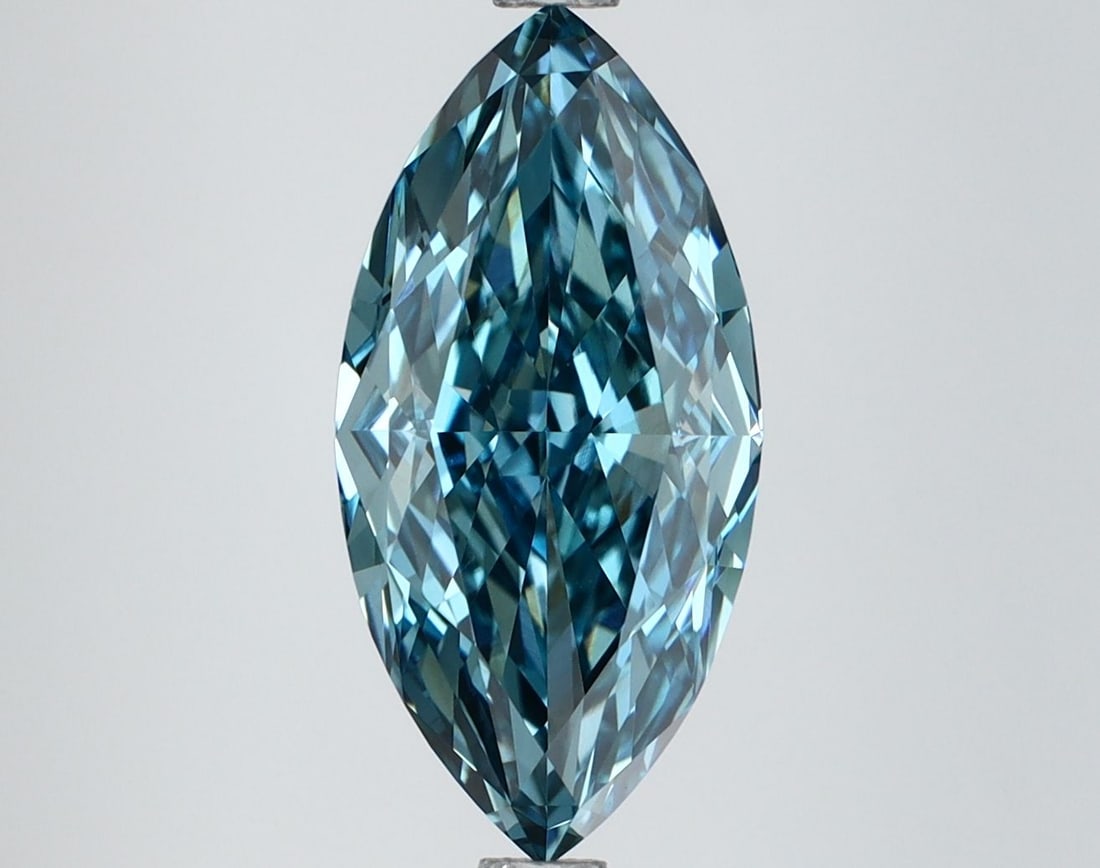 IGI Marquise 3.08ct Fancy Vivid Green Blue VVS2 Loose Lab Diamond: IGI Marquise 3.08ct Fancy Vivid Green Blue VVS2 Loose Lab Diamond Experience the breathtaking beauty of this 3.08ct Fancy Vivid Green Blue VVS2 loose lab diamond, certified by IGI and boasting excepti