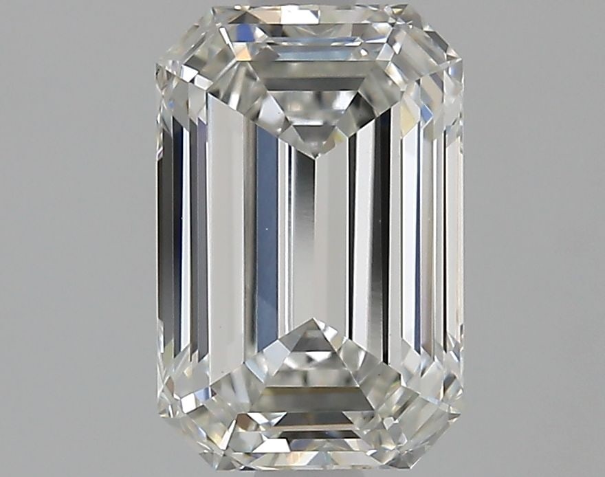 Loose Lab Diamond - IGI Emerald 1.58ct G VVS2: Loose Lab Diamond - IGI Emerald 1.58ct G VVS2 Experience the beauty of a lab-grown diamond, certified by IGI as an exceptional 1.58ct G VVS2 emerald-cut stone with EX polish and symmetry. Its vibrant