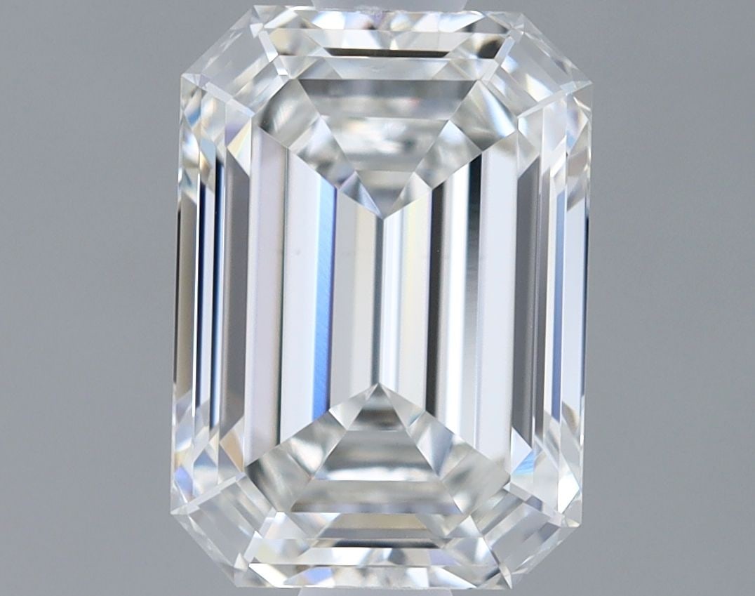 Loose Lab Diamond - IGI Emerald 1.1ct F VVS2: Loose Lab Diamond - IGI Emerald 1.1ct F VVS2 A stunning lab-grown emerald-cut diamond, certified by the International Gemological Institute (IGI), boasts exceptional clarity and color. With its impres