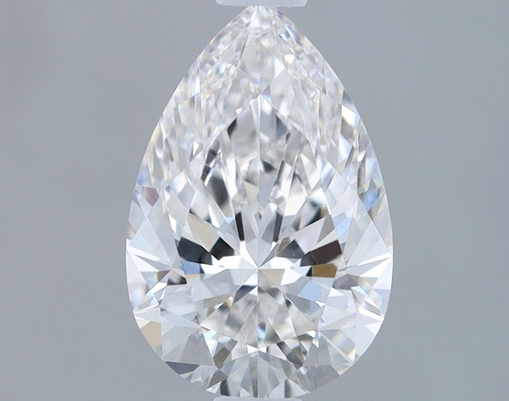 Loose Lab Diamond - IGI Pear 0.92ct F VVS2: Loose Lab Diamond - IGI Pear 0.92ct F VVS2 A rare and exceptional lab-grown diamond, this 0.92ct pear-shaped gem boasts an impressive color grade of F, indicating its exceptional clarity with only min