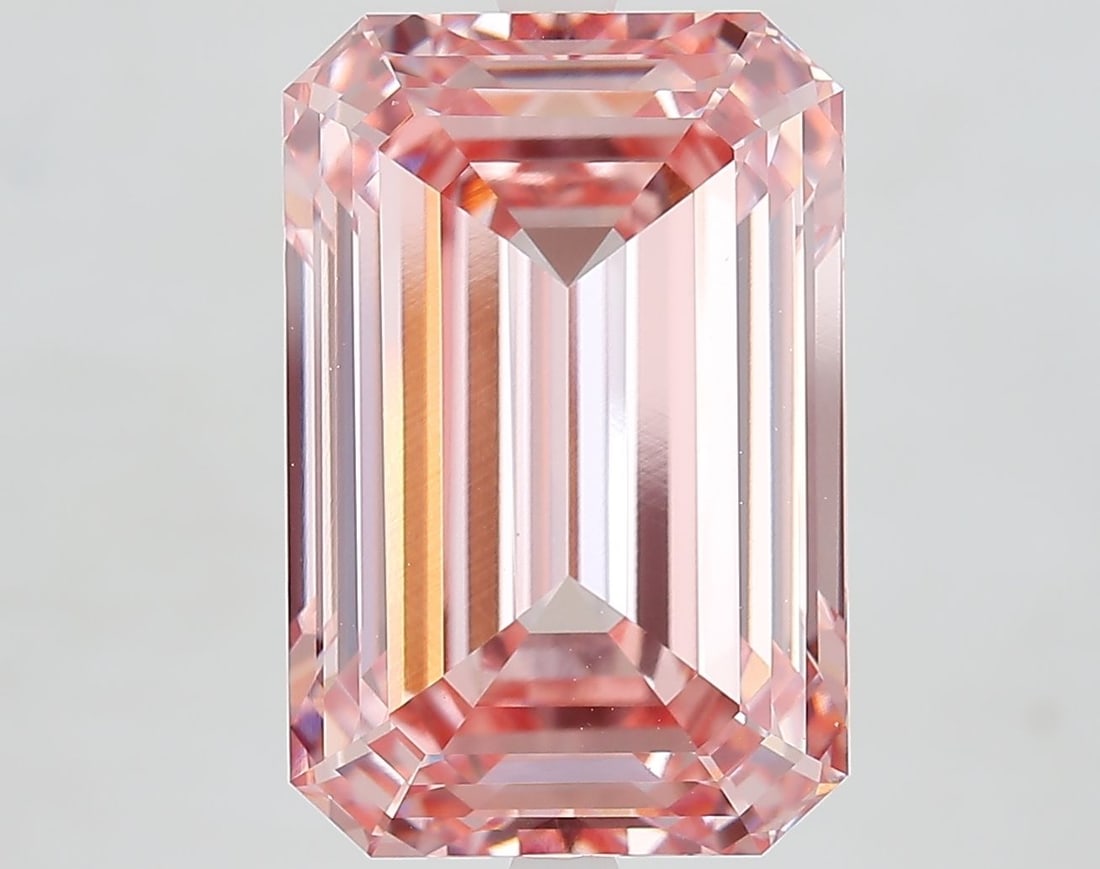 Loose Lab Diamond - IGI Emerald 10.07ct Fancy Vivid Pink VVS2: Loose Lab Diamond - IGI Emerald 10.07ct Fancy Vivid Pink VVS2 Experience the unparalleled beauty of a lab-grown diamond, certified by the International Gemological Institute (IGI) as Fancy Vivid Pink,