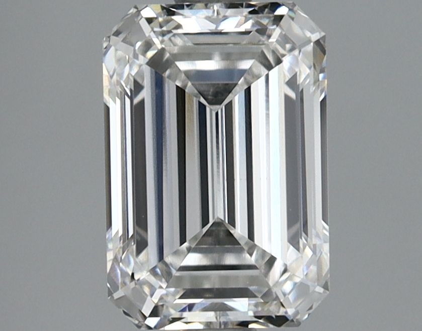 Loose Lab Diamond - GIA Emerald 2.13ct E VVS2: Loose Lab Diamond - GIA Emerald 2.13ct E VVS2 Experience the unparalleled brilliance of a lab-grown diamond, certified by the prestigious GIA as an Emerald cut, boasting exceptional clarity (VVS2) and