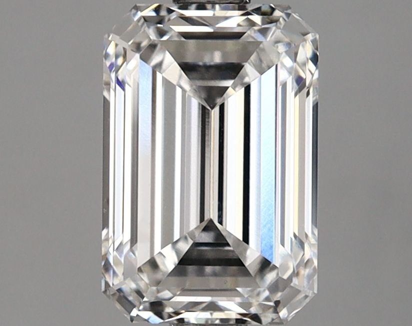 Loose Lab Diamond - GIA Emerald 2.09ct E VVS2: Loose Lab Diamond - GIA Emerald 2.09ct E VVS2 Experience the unparalleled brilliance of a lab-grown diamond, certified by the prestigious GIA as an Emerald 2.09ct E VVS2. This exceptional stone boasts